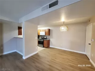 Photo #3: 2786996 Listing 