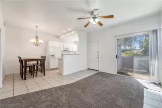 Photo #4: 2787007 Listing