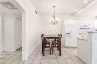 Photo #6: 2787007 Listing