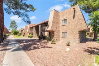 Photo #2: 2787009 Listing