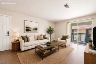 Photo #5: 2787009 Listing