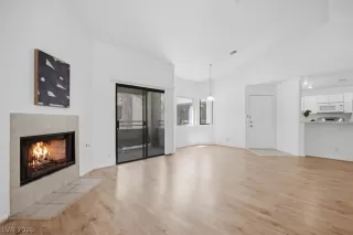 Photo #1: 2787044 Listing 