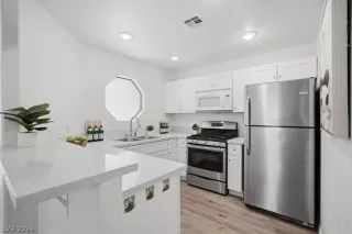 Photo #5: 2787044 Listing 