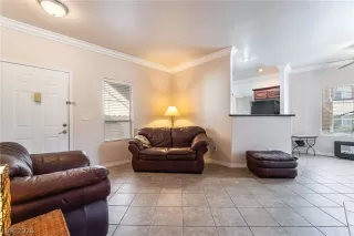 Photo #4: 2787045 Listing