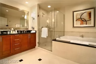 Photo #5: 2787077 Listing