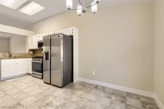 Photo #6: 2787177 Listing