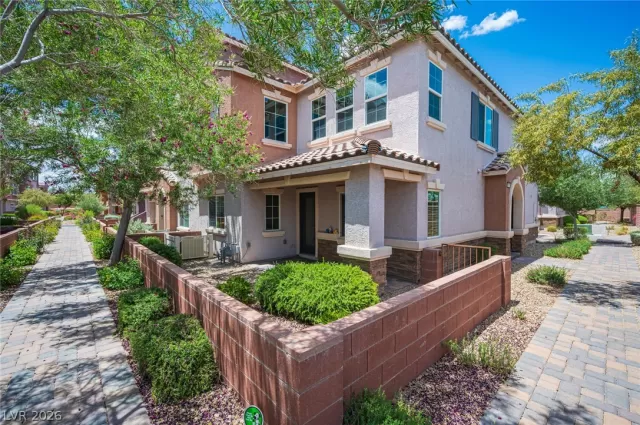 MLS: 2787246 Condo For Sale