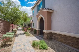 Photo #5: 2787246 Listing 