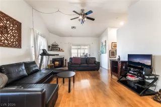 Photo #6: 2787280 Listing