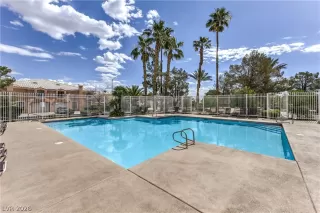 Photo #5: 2787281 Listing