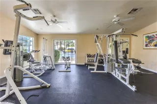 Photo #6: 2787281 Listing