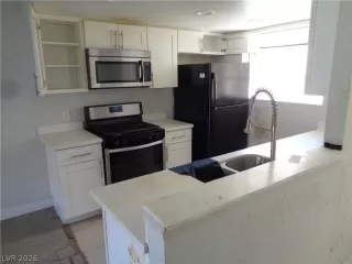 Photo #2: 2787330 Listing 