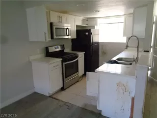 Photo #4: 2787330 Listing 