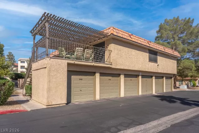MLS: 2787333 Condo For Sale