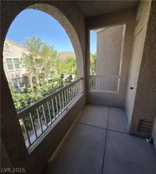 Photo #4: 2787357 Listing