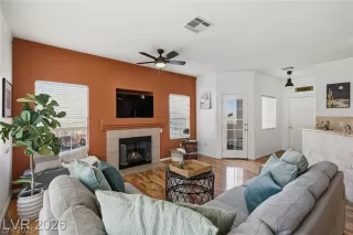 Photo #6: 2787383 Listing
