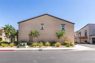 Photo #3: 2787399 Listing