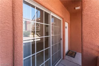 Photo #3: 2787455 Listing