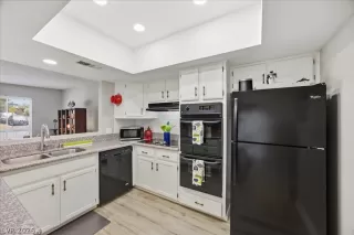 Photo #4: 2787462 Listing 