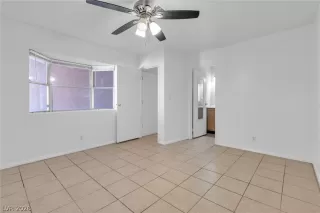 Photo #2: 2787468 Listing