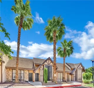 Photo #1: 2787535 Listing