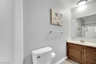 Photo #3: 2787535 Listing