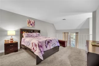 Photo #5: 2787535 Listing