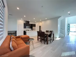 Photo #3: 2787536 Listing 