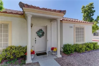 Photo #2: 2787548 Listing