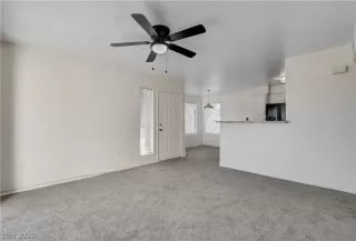 Photo #3: 2787562 Listing