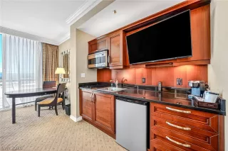 Photo #3: 2787589 Listing
