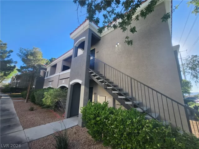MLS: 2787593 Condo For Sale