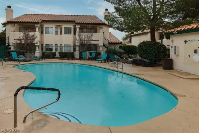 MLS: 2787695 Condo For Sale