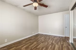 Photo #6: 2787695 Listing