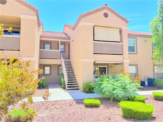 MLS: 2787713 Condo For Sale