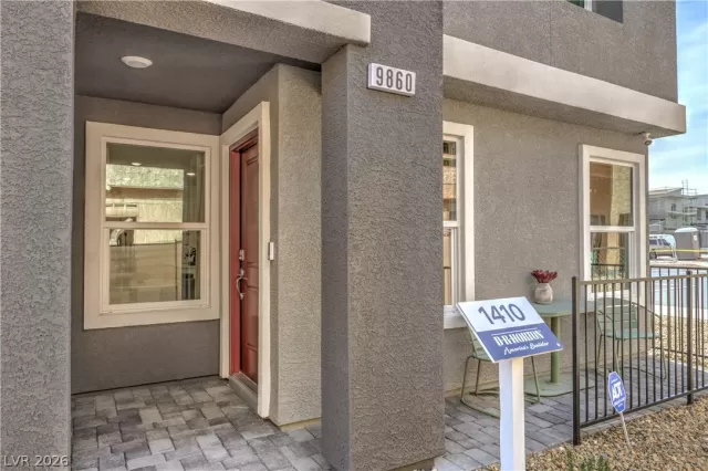 MLS: 2787721 Condo For Sale