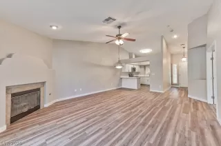 Photo #4: 2787761 Listing