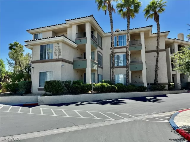 MLS: 2787791 Condo For Sale