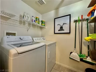 Photo #5: 2787791 Listing