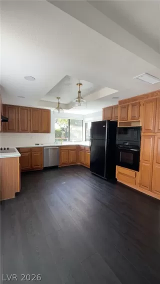Photo #3: 2787809 Listing