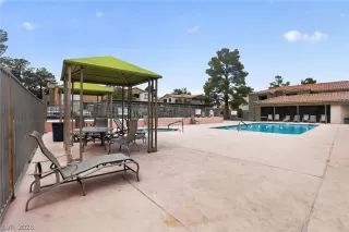 Photo #1: 2787816 Listing 