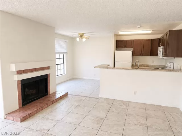 MLS: 2787819 Condo For Sale