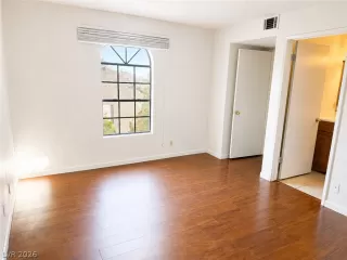 Photo #5: 2787819 Listing 