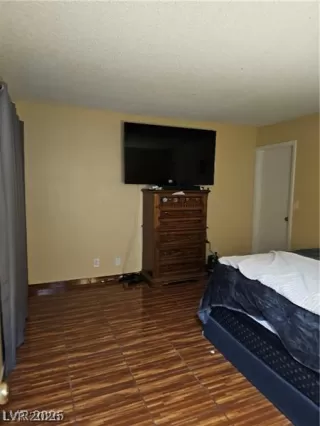 Photo #6: 2787845 Listing