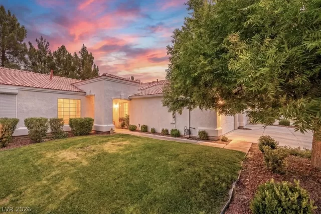 MLS: 2787846 Condo For Sale