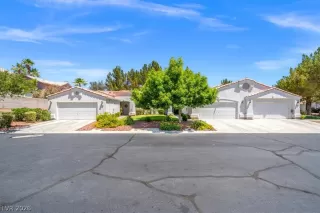 Photo #2: 2787846 Listing