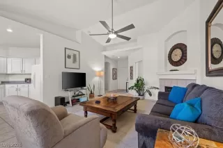 Photo #6: 2787846 Listing