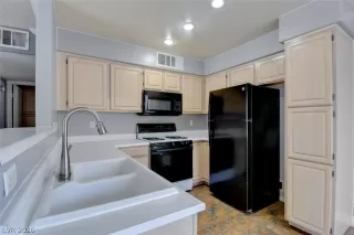 Photo #2: 2787850 Listing