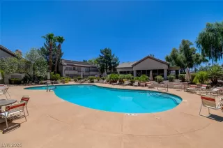 Photo #3: 2787850 Listing