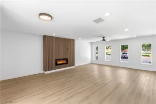 Photo #6: 2787948 Listing 